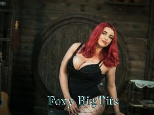 Foxy_BigTits_