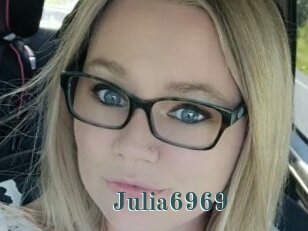 Julia6969