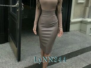 LyNN244