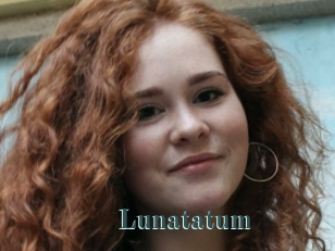 Lunatatum