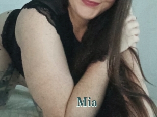 Mia