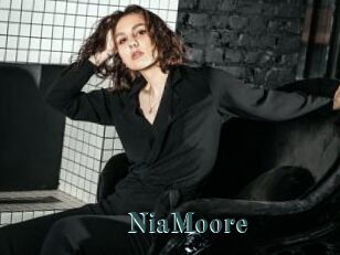 NiaMoore