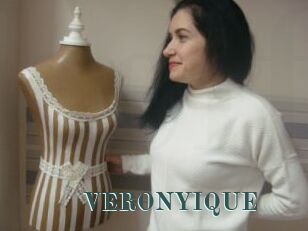 VERONYIQUE